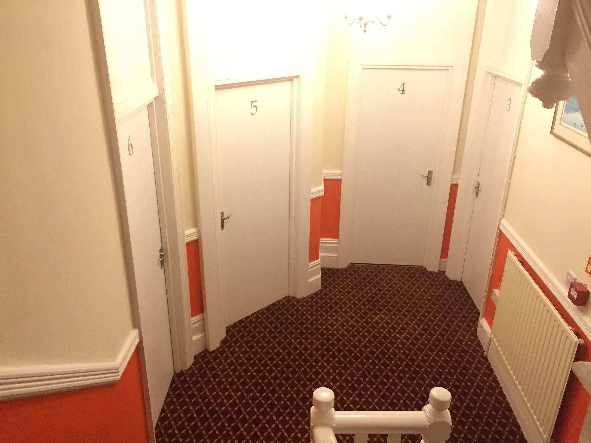 Welbeck Hotel - Close To Beach, Train Station & Southend Airport Exterior foto